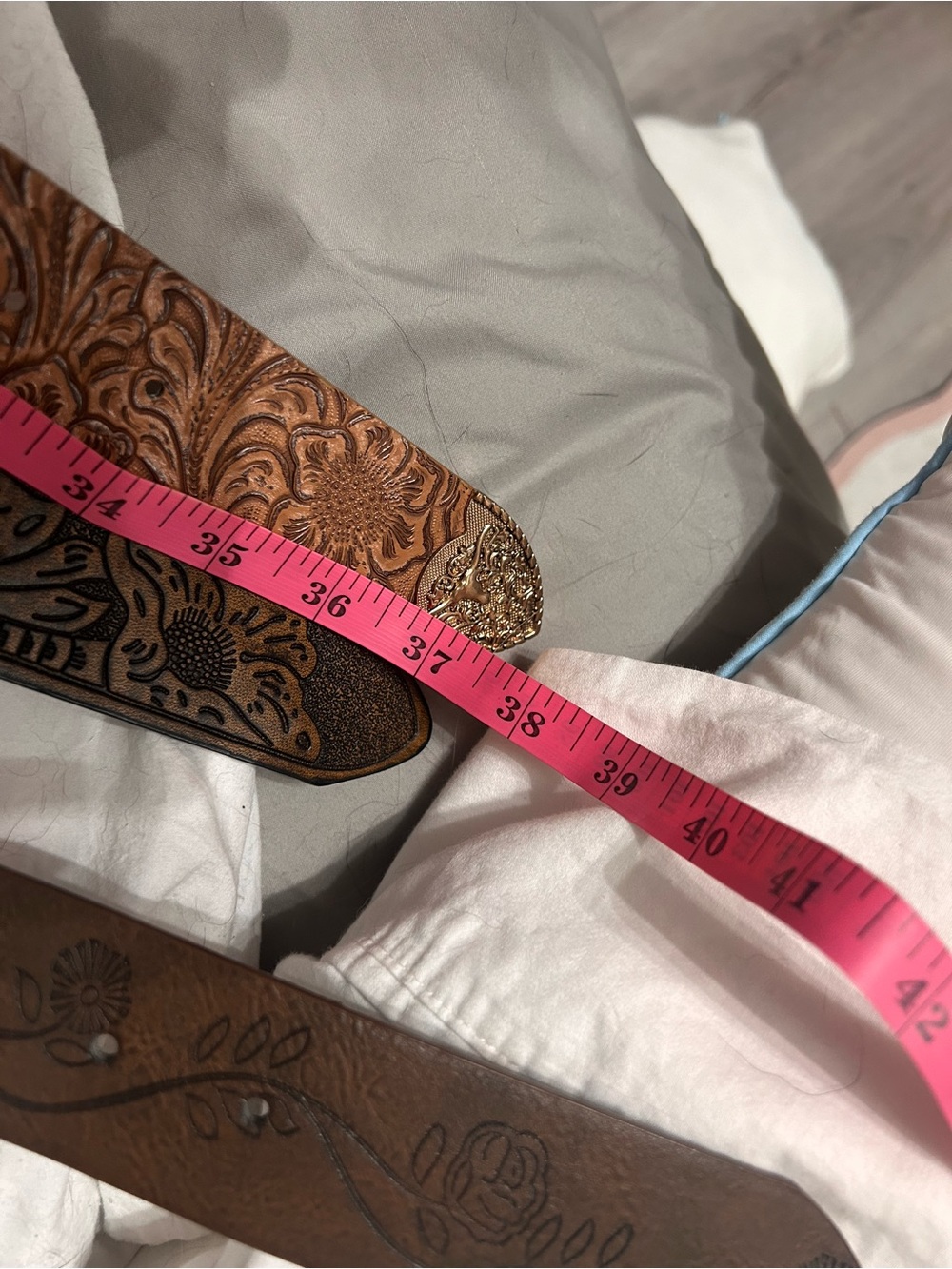 Source Unknown Western-Inspired Belt Set with Turquoise Concho & Ornate Buckles - Picture 4 of 4